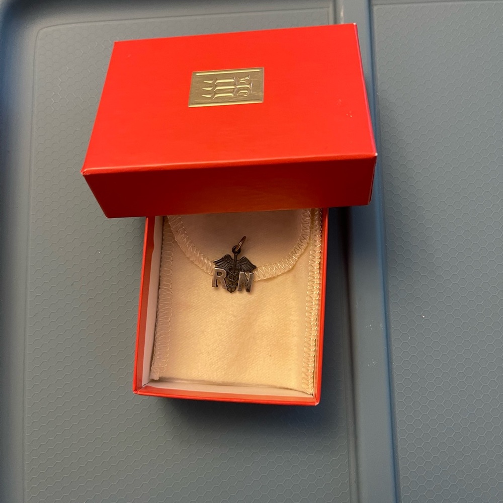RN charm